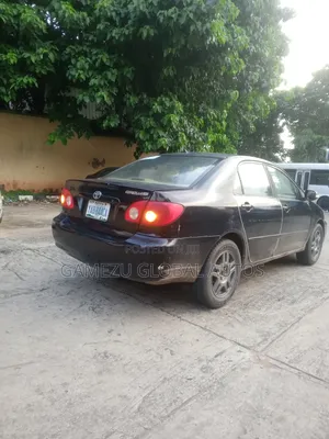 Toyota Corolla LE 2004 Gray