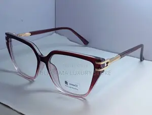 Anti-Blue Light Luxury Female Glasses –Trendy, Stylish/Premium Quality