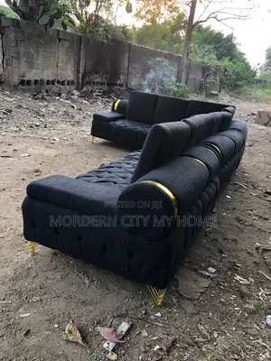 L Shaped King Chair by Morderncity Furniture
