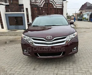 Toyota Venza 2010 Brown