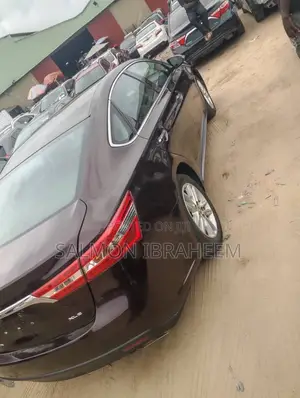 Toyota Avalon XLE 4dr Sedan (3.5L 6cyl 6A) 2014 Maroon