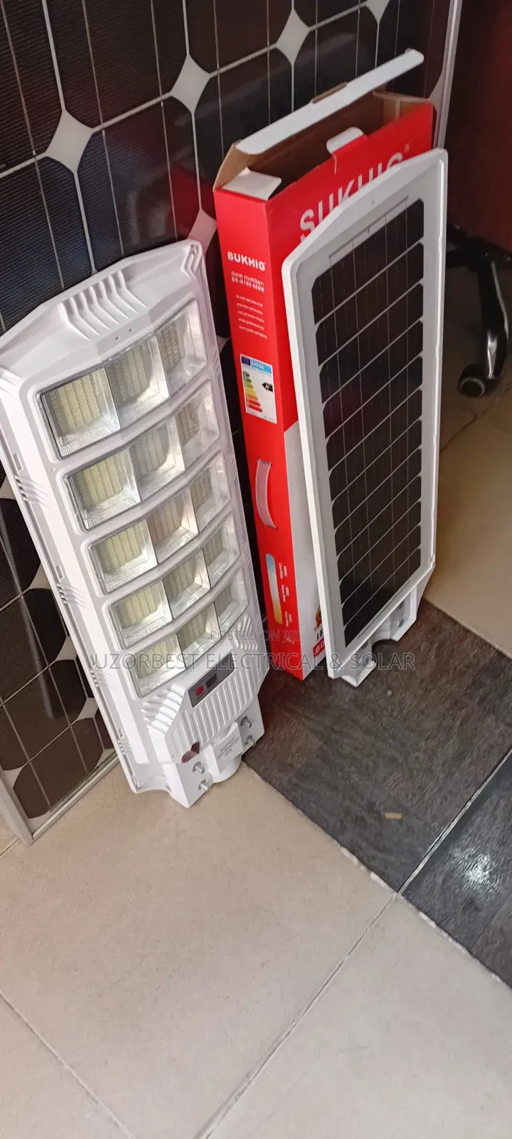 Sukhing Solar Light 600w
