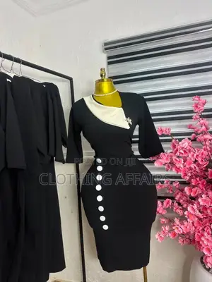 Elegant Black Cream Corporate Size 12 Dress for Women | Office Wear