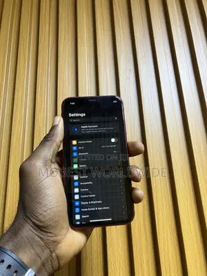 Apple iPhone XR 64 GB Red
