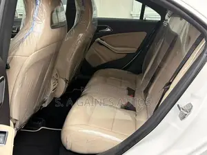 Mercedes-Benz CLA-Class CLA 250 4MATIC Sedan 2018 White