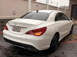 Mercedes-Benz CLA-Class CLA 250 4MATIC Sedan 2018 White