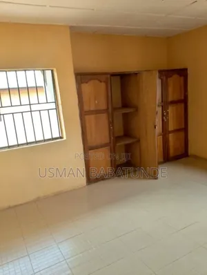 3bdrm Apartment in Usmanty, Ilorin South for rent