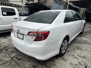 Toyota Camry 2012 White
