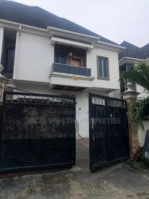 4bdrm Duplex in Ikota Villa Estate, Lagos Island / Lagos Island