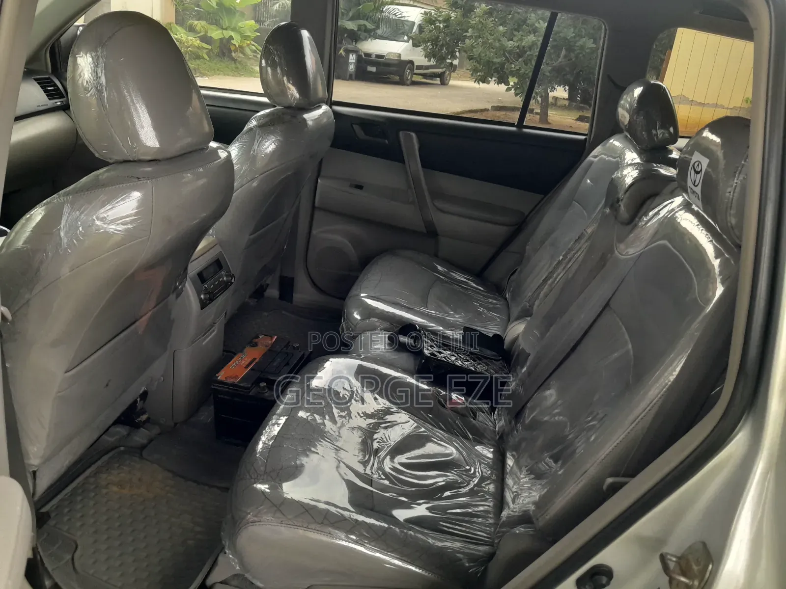 Toyota Highlander 2010 Silver