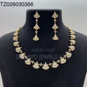 Fashion Jewelry – Elegant Stylish