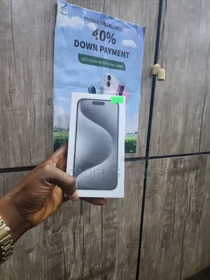 New Apple iPhone 15 Pro 256 GB Silver