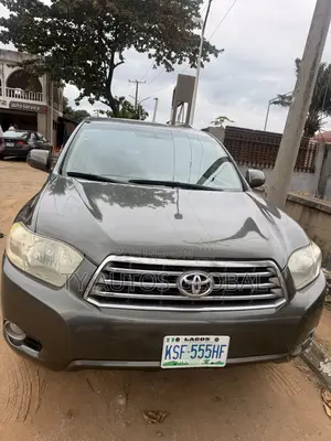 Toyota Highlander Sport 2010 Green