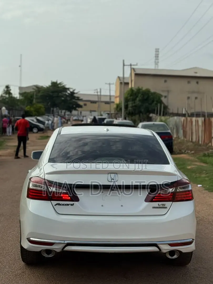 Honda Accord 2013 White