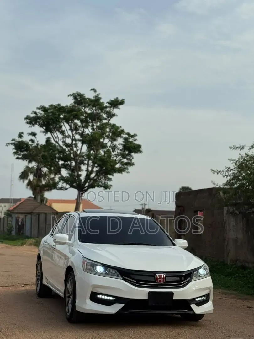 Honda Accord 2013 White