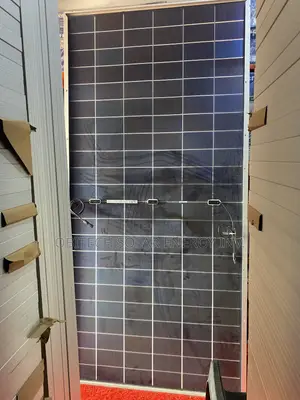 550W Jinko Solar Panel