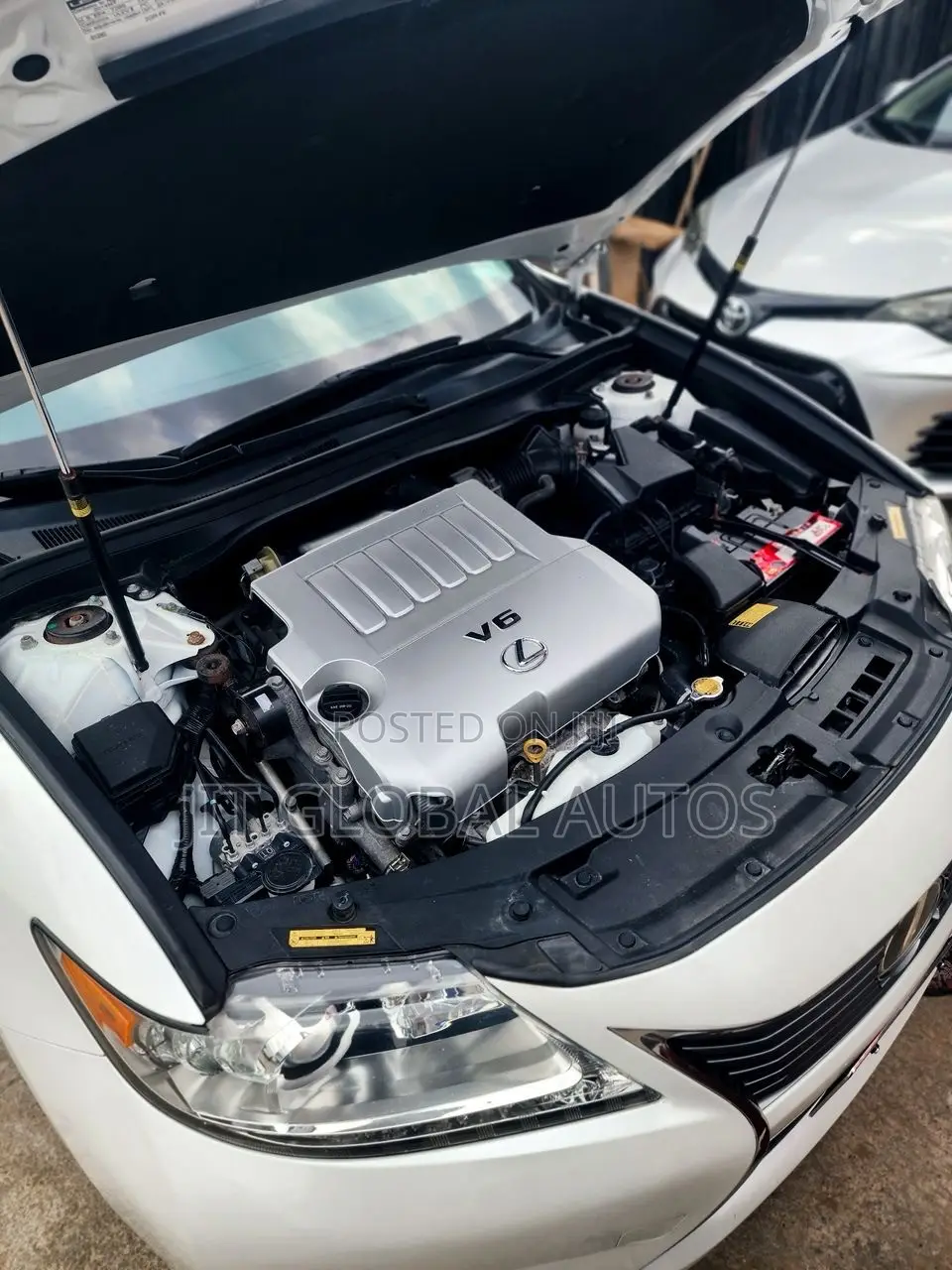 Lexus ES 2014 Silver