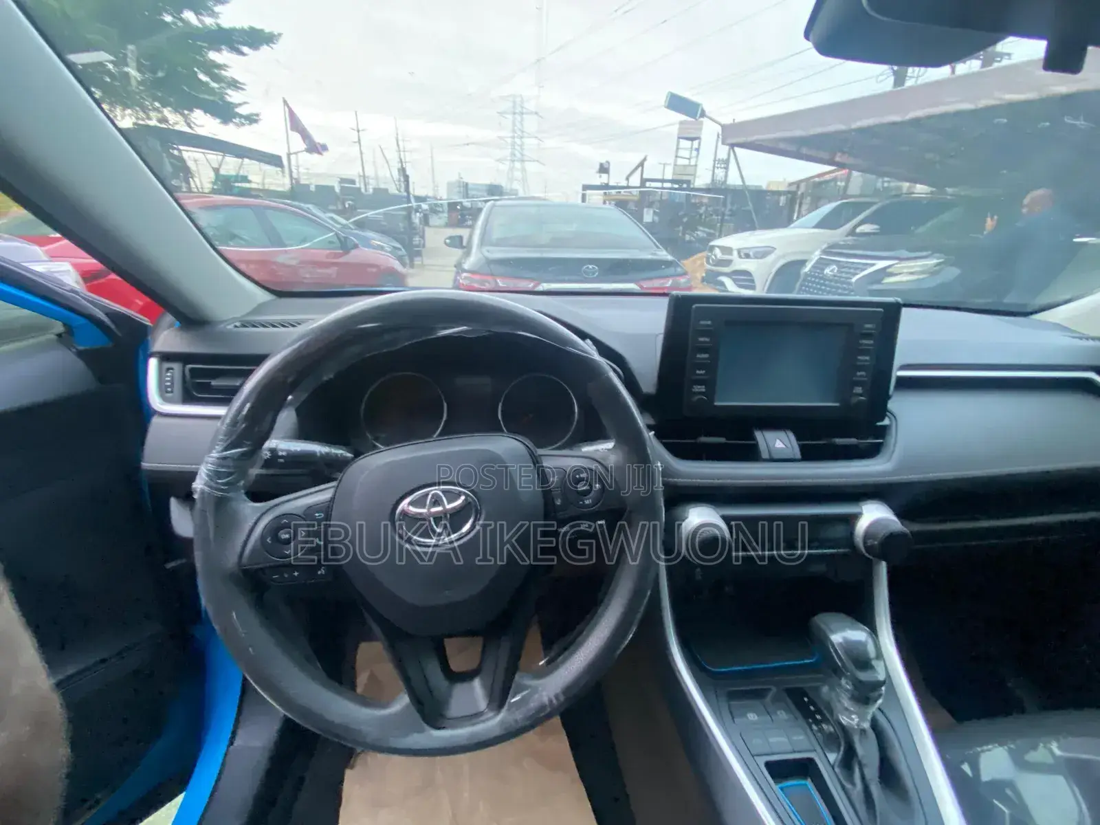 Toyota RAV4 2019 Blue