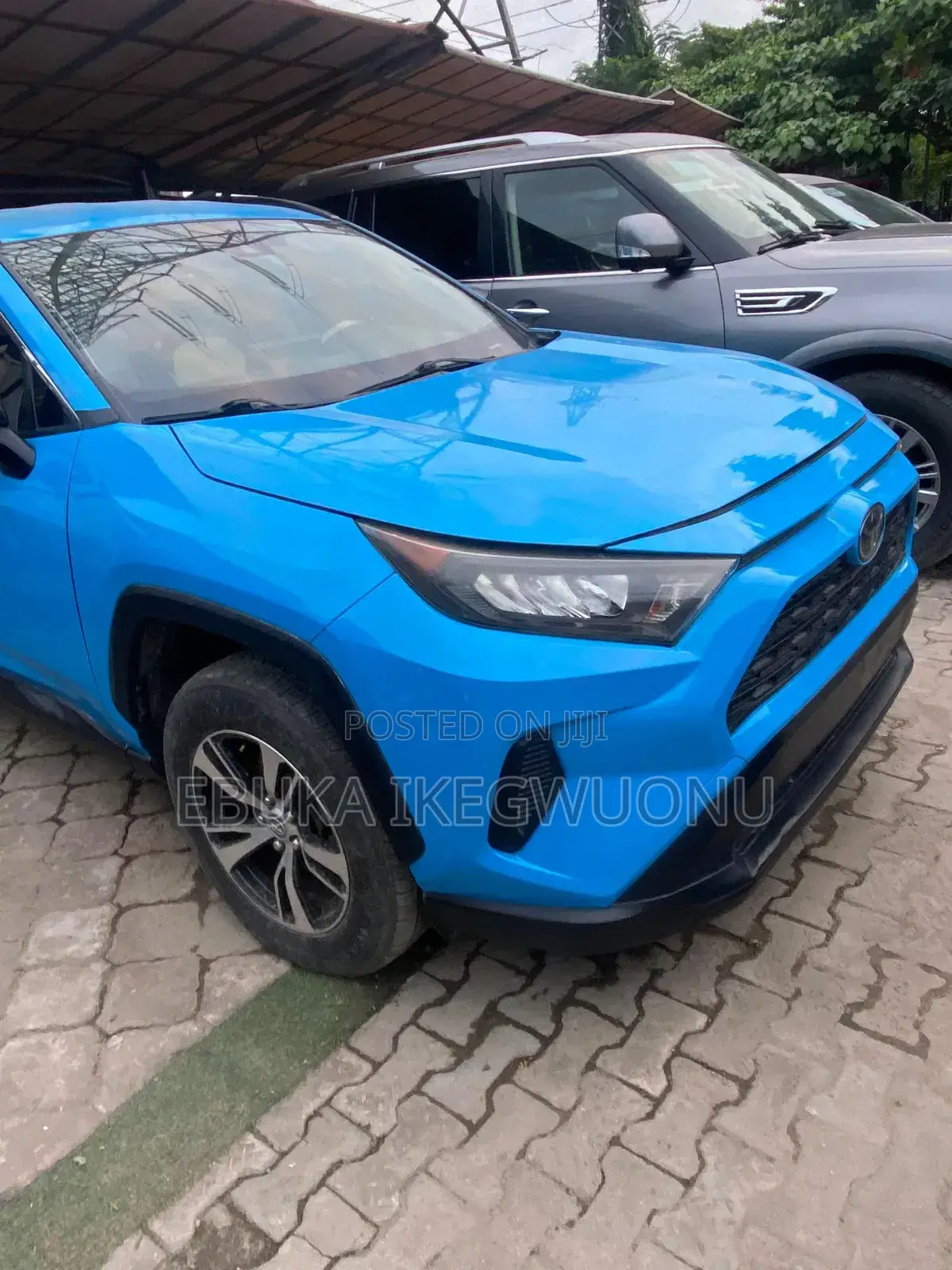 Toyota RAV4 2019 Blue