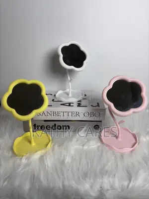 Flower Shape Mirror