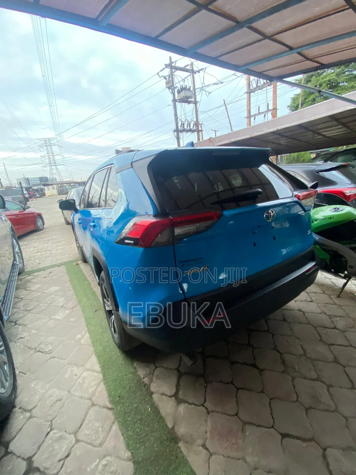 Toyota RAV4 2019 Blue