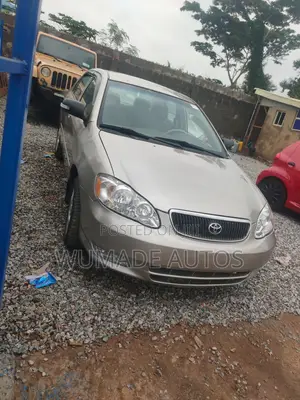 Toyota Corolla 2004 Silver