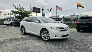 Toyota Venza LE 4dr Wagon (2.7L 4cyl 6A) 2014 White