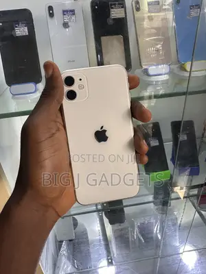 Apple iPhone 11 128 GB White