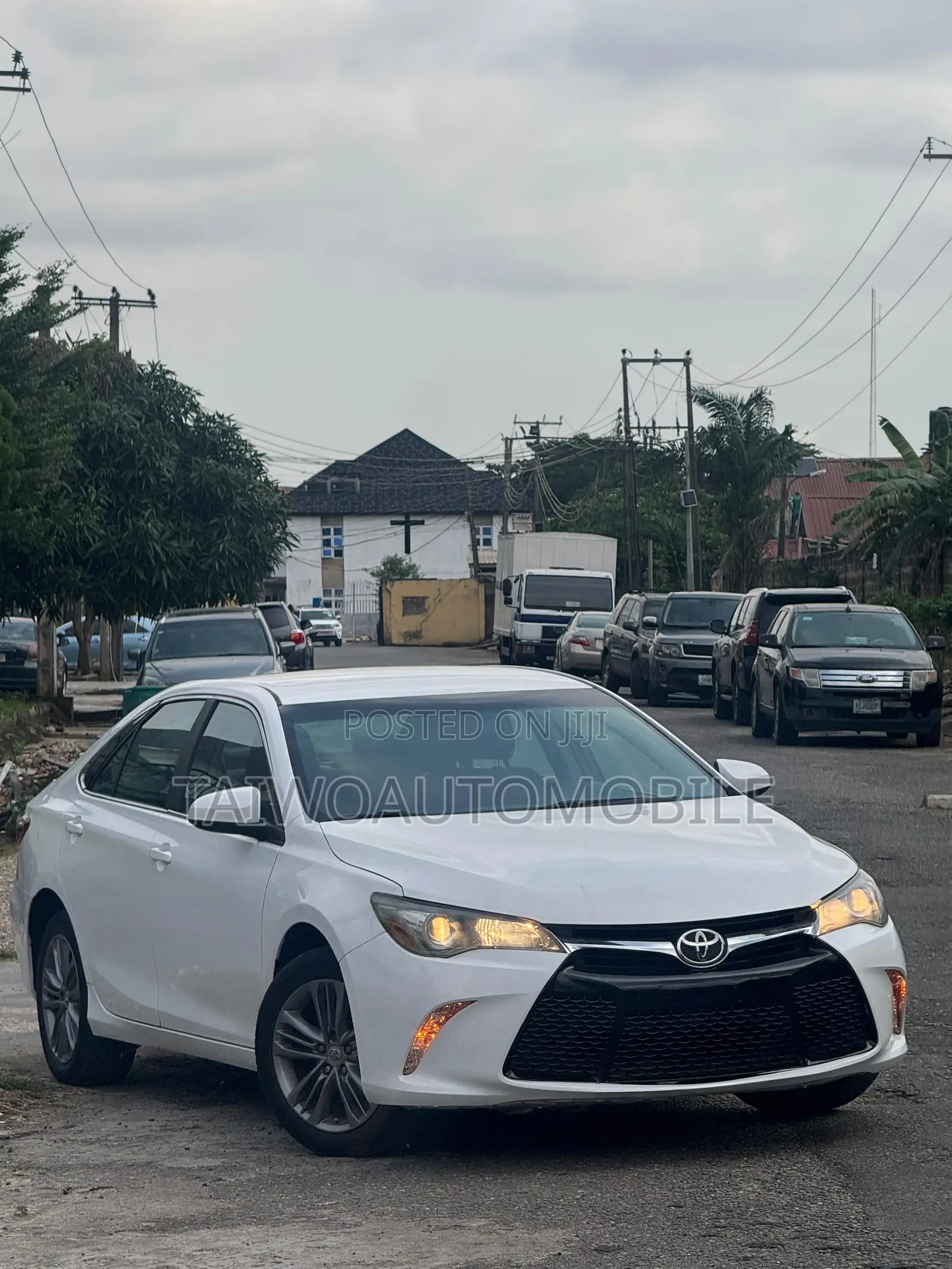 Toyota Camry 2016 White