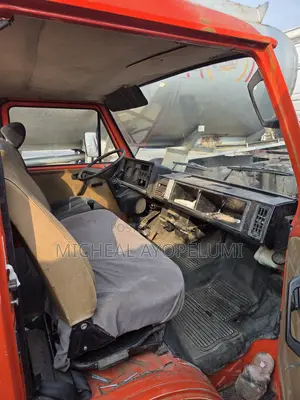 Volkswagen LT 1987 Red