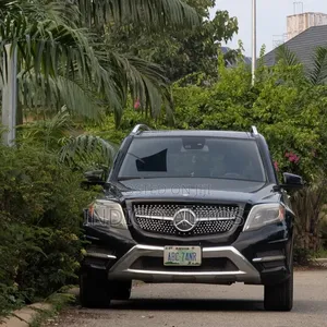 Mercedes-Benz GLK-Class 2013 Black