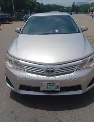 Toyota Camry 2013 Silver