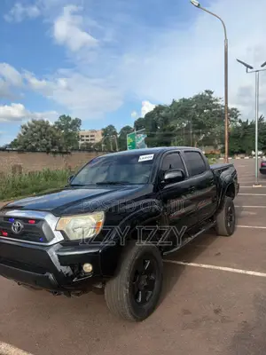 Toyota Tacoma Double Cab 4x4 4.0L V6 5-Speed Automatic 2013 Black