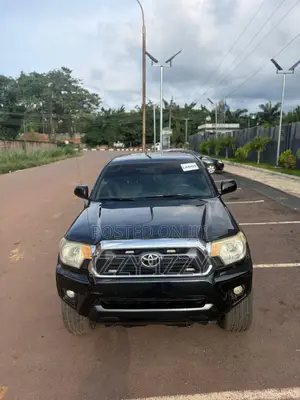 Toyota Tacoma Double Cab 4x2 PreRunner 4.0L V6 5-Speed Automatic 2013