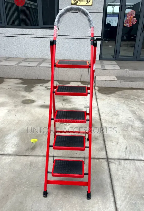 5 Step Foldable Ladder.