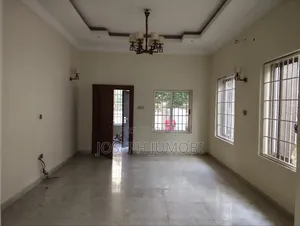 2bdrm Apartment in Zone 5 / Wuse for rent