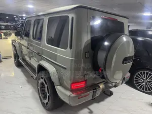 Mercedes-Benz G-Class G63 AMG Brabus G700 2019