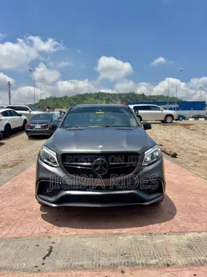 Mercedes-Benz GLE-Class 2015 Gray