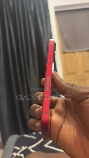 Apple iPhone 13 128 GB Red