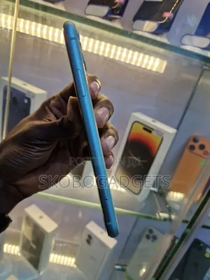 Apple iPhone 11 64 GB Green