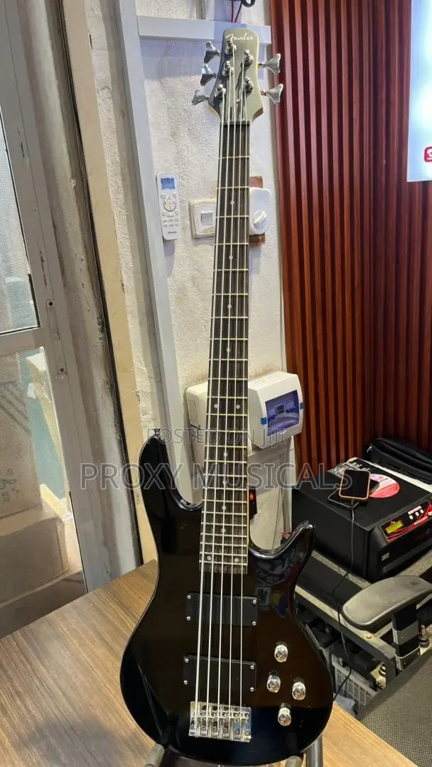 Fender Passive Bass Guitar