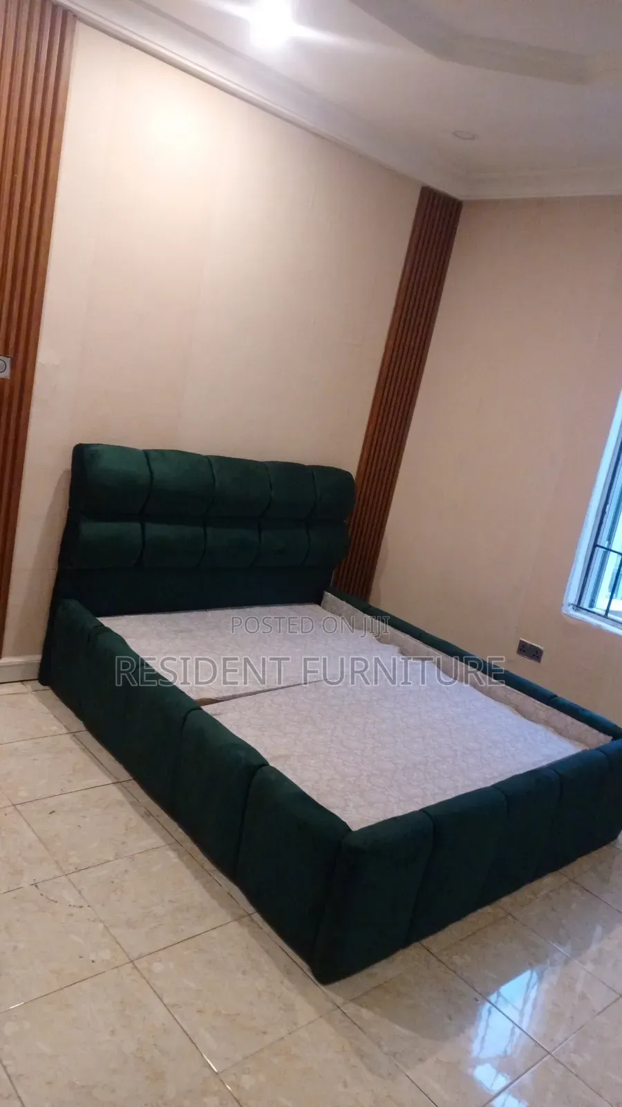 41⁄2 by 6 Bubble Bed Frame.