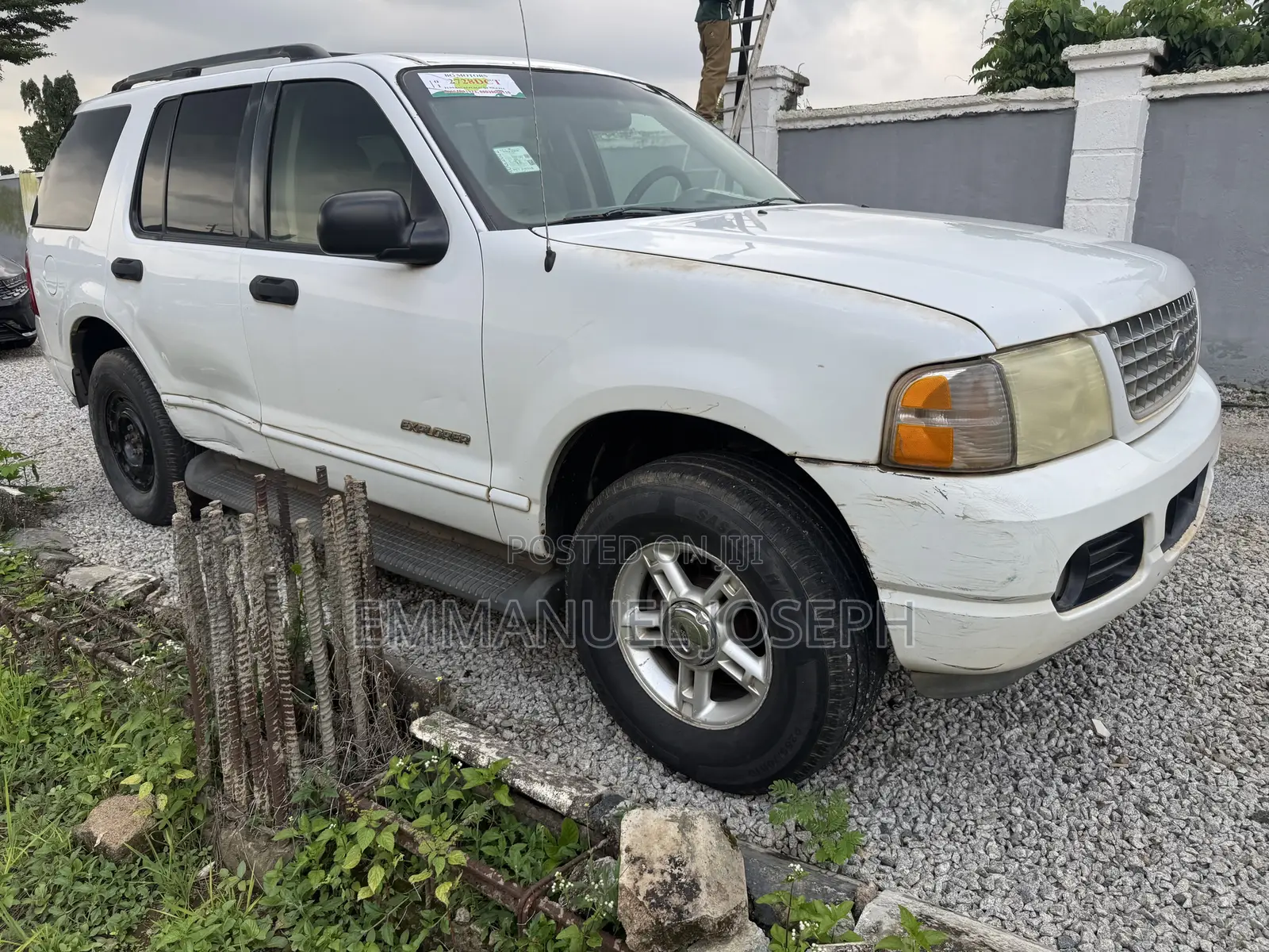 Ford Explorer 2004 White