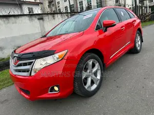 Toyota Venza LE 2011 Red