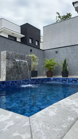 Professional Pool Construction and Design