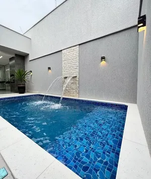 Professional Pool Construction and Design