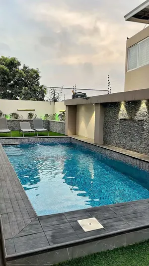Professional Pool Construction and Design