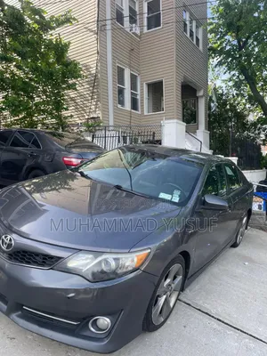 Toyota Camry 2014 Gray