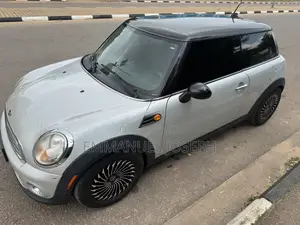 Mini Mini 2011 White