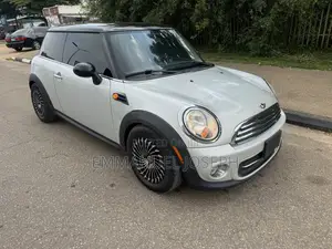 Mini Mini 2011 White